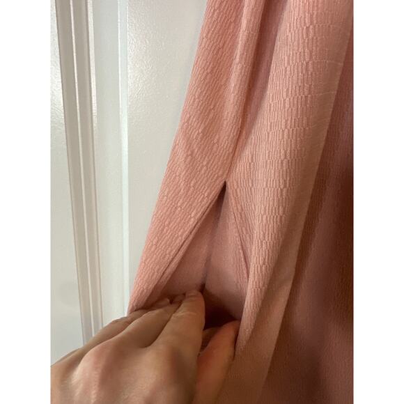Heyson NWT Pink Textured Button Front Romper with Pockets Size Medium - Picture 7 of 8